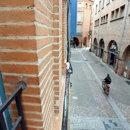 Chez Juliette, Proche Place Nationale Avec Parking Montauban Exterior foto