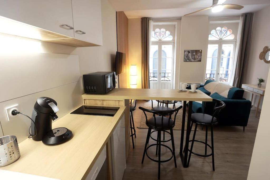 Apartment Chez Juliette, Proche Place Nationale Avec Parking